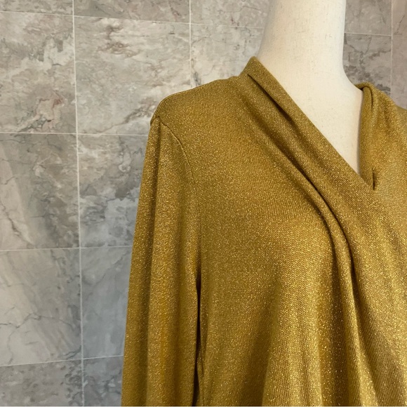 1 State Sparkle Cozy Criss Cross Long Sleeve Top - Picture 3 of 6